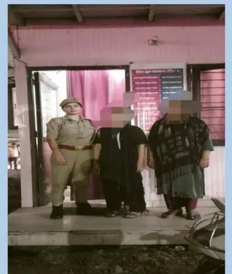 नाका हिण्डोला की पुलिस ने  घर से नाराज होकर भागी बालिका को किया 
सकुशल बरामद
