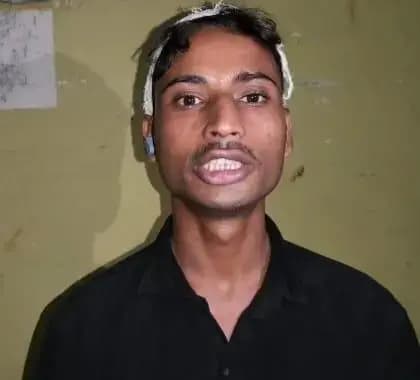  हजरतगंज क्षेत्र में पंजाब ऑटो लखनऊ में कार्यरत अमित पर दो दंबगो ने किया जानलेवा हमला, झूठे छेड़छाड़ के मामले में फंसाने की धमकी
