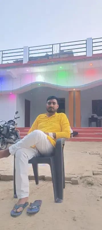 
गाजीपुर क्षेत्र मे बेरहमी से  पीट—पीटकर   युवक की हत्या,पुलिस जांच में जुटी