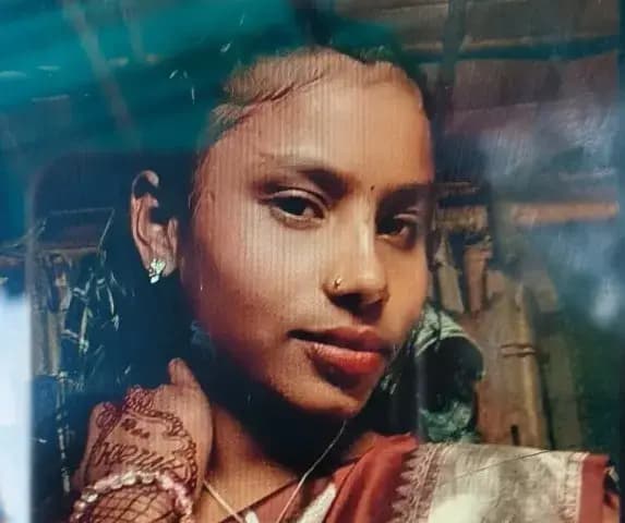 लखनऊ के चिनहट इलाके में मां की डांट से आहत बेटी ने लगाई फांसी,मौत