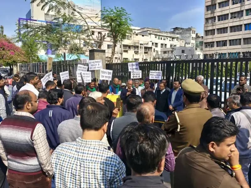 प्रदेशभर में निजीकरण और इलेक्ट्रिसिटी बिल के विरोध में  बिजली कर्मियों का    जोरदार प्रदर्शन 