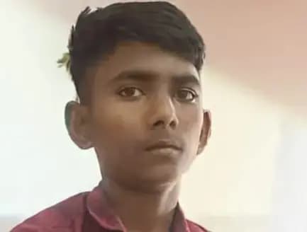 बलिया में 15 वर्षीय बच्चे का शव बरामद, पुलिस जांच में जुटी 