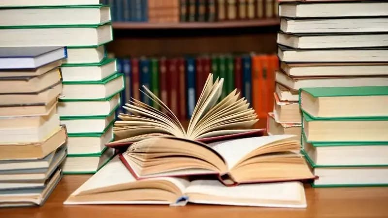 मुख्यमंत्री व शिक्षामंत्री के आदेशो का अनुपालन नही करा पा रहे  DM व बेशिक शिक्षाधिकारी