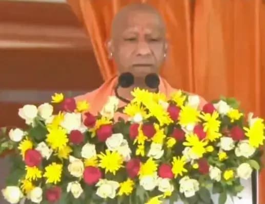 गाजियाबाद अग्निकांड: गौड़ ग्रीन एवेन्यू सोसाइटी में आग का तांडव, सीएम योगी का सख्त रुख