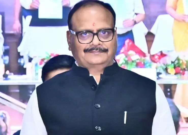 ट्रॉमा सेंटर में मरीज की मौत के मामले की होगी जांच,डिप्टी सीएम ब्रजेश पाठक ने  लिया संज्ञान
