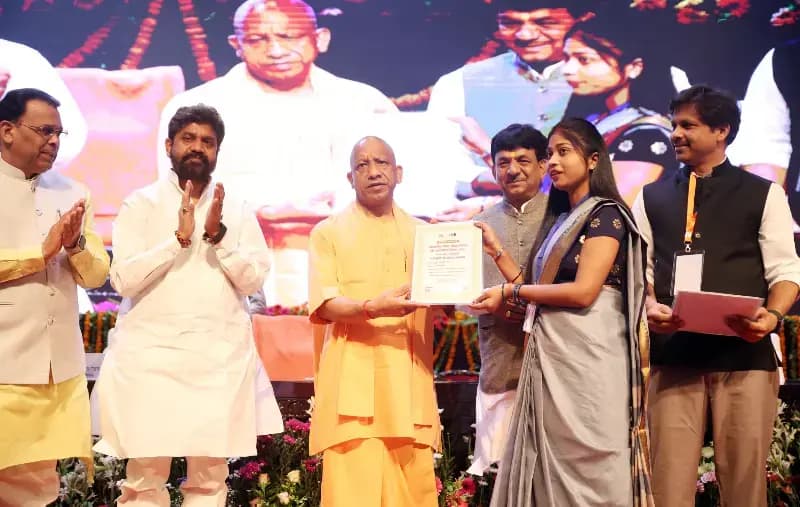 मुख्यमंत्री योगी आदित्यनाथ ने किया जनगणना-2027 के प्रथम चरण का शुभारंभ