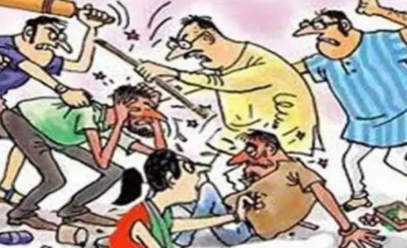 शादी समारोह में जातिगत भेदभाव को लेकर खूनी संघर्ष, बीच-बचाव करने वाले युवक पर चाकू से हमला