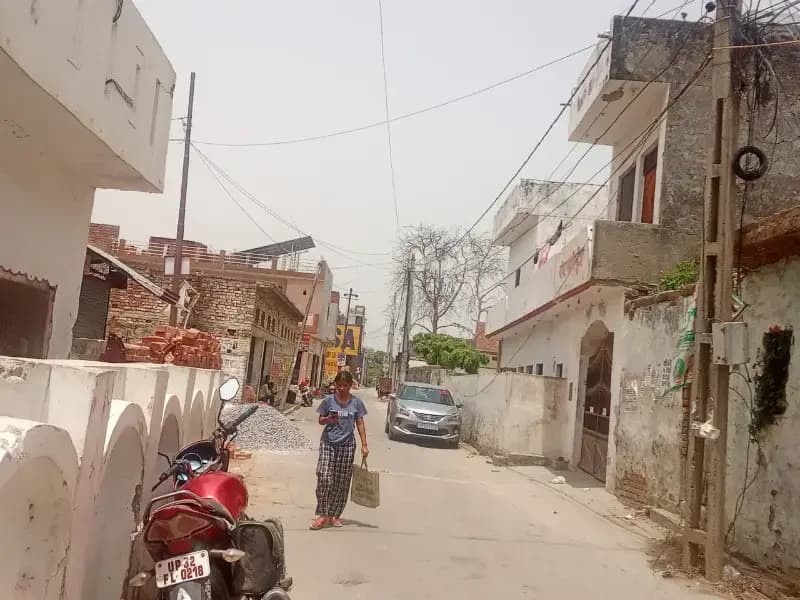 यूपी में आसमान से बरस रही आग: स्कूलों में समय से पहले छुट्टियां, अस्पतालों में बढ़े मरीज, जनजीवन बेहाल