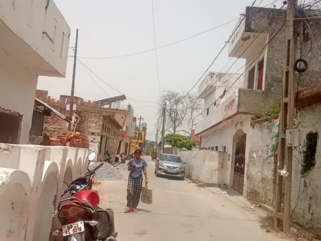 यूपी में आसमान से बरस रही आग: स्कूलों में समय से पहले छुट्टियां, अस्पतालों में बढ़े मरीज, जनजीवन बेहाल