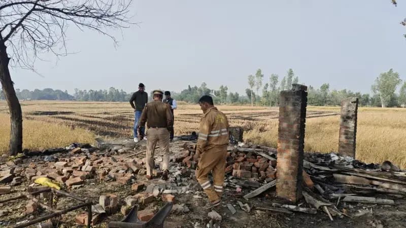 लखनऊ के नगराम क्षेत्र में पटाखा फैक्ट्री में भयानक धमाका, कई घायल,पुलिस जांच में जुटी