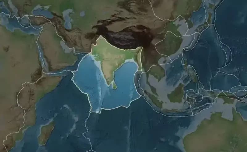 इंडियन टेक्टोनिक प्लेट अंदर से टूटी, साउथ एशिया में भूकंप, सुनामी और लैंडस्लाइड का खतरा बढ़ा